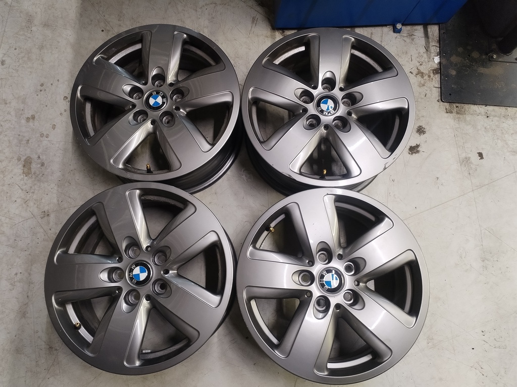 BMW Vanteet 5x112 16"